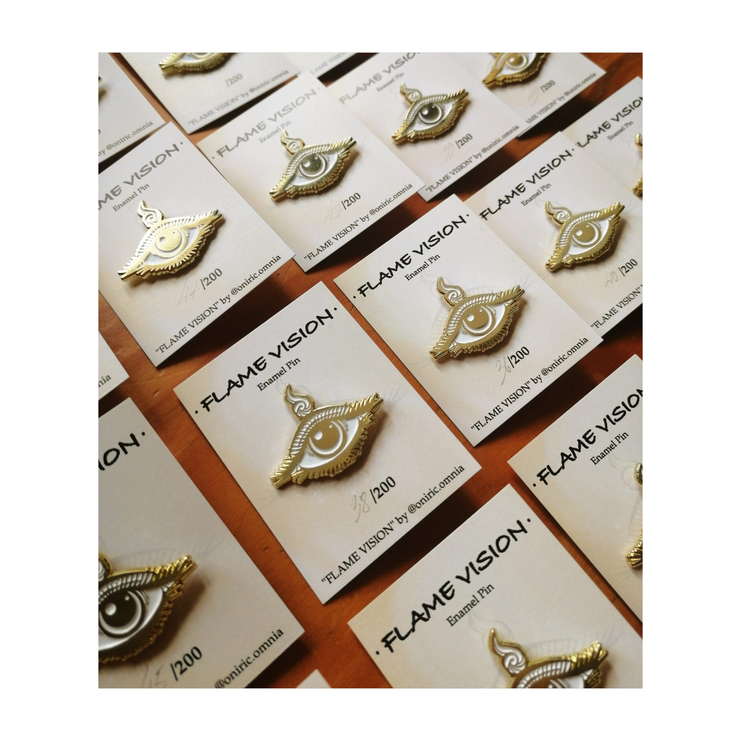 FLAME VISION 🔥/ Pin metálico de edición limitada - Imagen 2